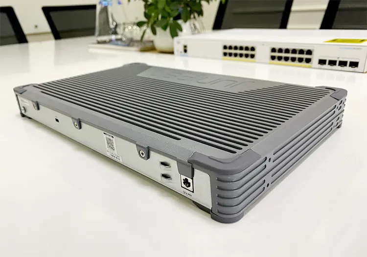 Firewall Juniper SRX300-SYS-JB Firewall Juniper SRX300-SYS-JB