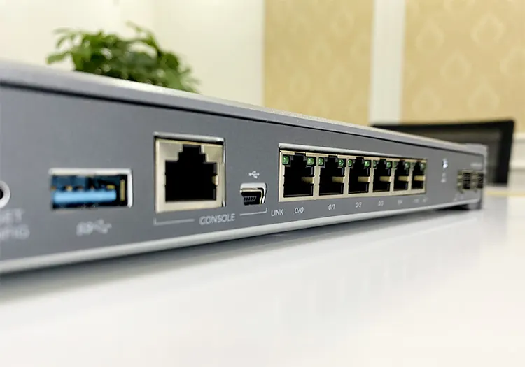 Firewall Juniper SRX300-SYS-JB Firewall Juniper SRX300-SYS-JB