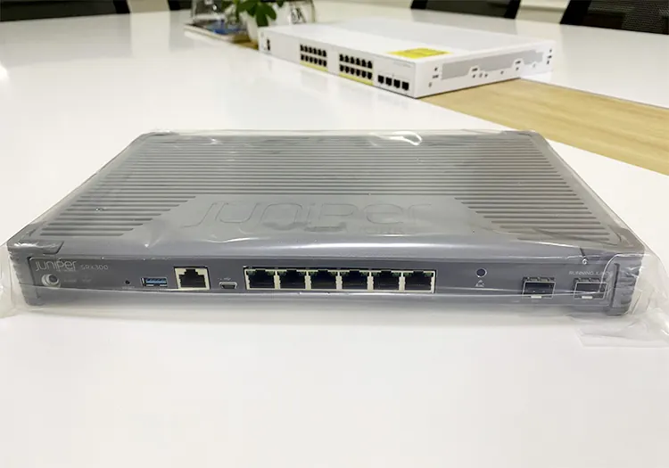 Firewall Juniper SRX300-SYS-JB Firewall Juniper SRX300-SYS-JB
