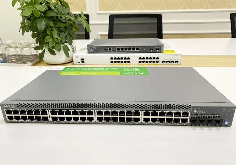 Switch Juniper EX2300-48T Switch Juniper EX2300-48T