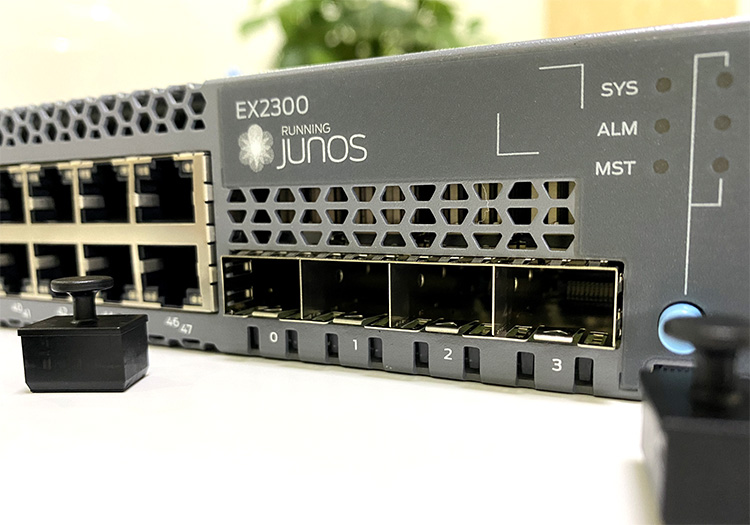 Switch Juniper EX2300-48T Switch Juniper EX2300-48T