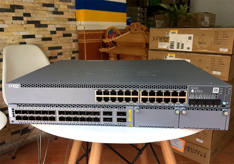 Switch Juniper EX3400 Series Switch Juniper EX3400 Series